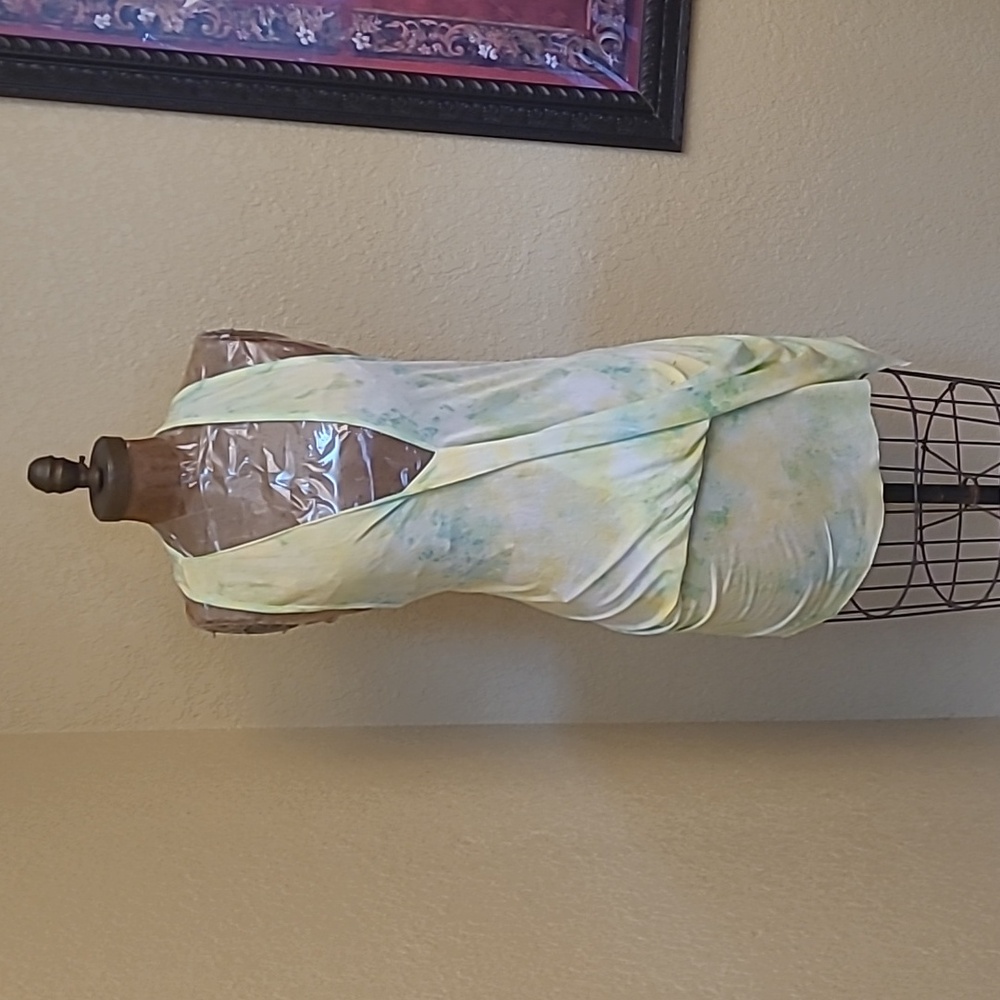 WOMENS YFB YOUNG FABULOUS & BROKE TIE DIE SWIM COVER SIZE S